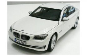Модель BMW 750 Li 80432360451