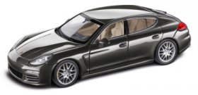 Porsche Panamera 4S WAP0205100E