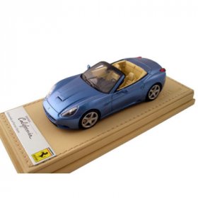 Ferrari California 1:43 scale model. Blu 270009850