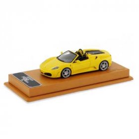 Ferrari F430 Spider 1:43 scale replica model 270013065