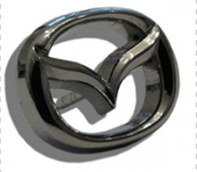 Значок-эмблема Mazda 830077542