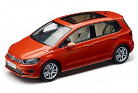 Модель Volkswagen Golf 5GV099300AB2Y