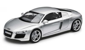 Модель Audi R8 5010618413