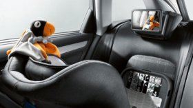 Зеркало Audi для обзора за ребенком 8V0084418